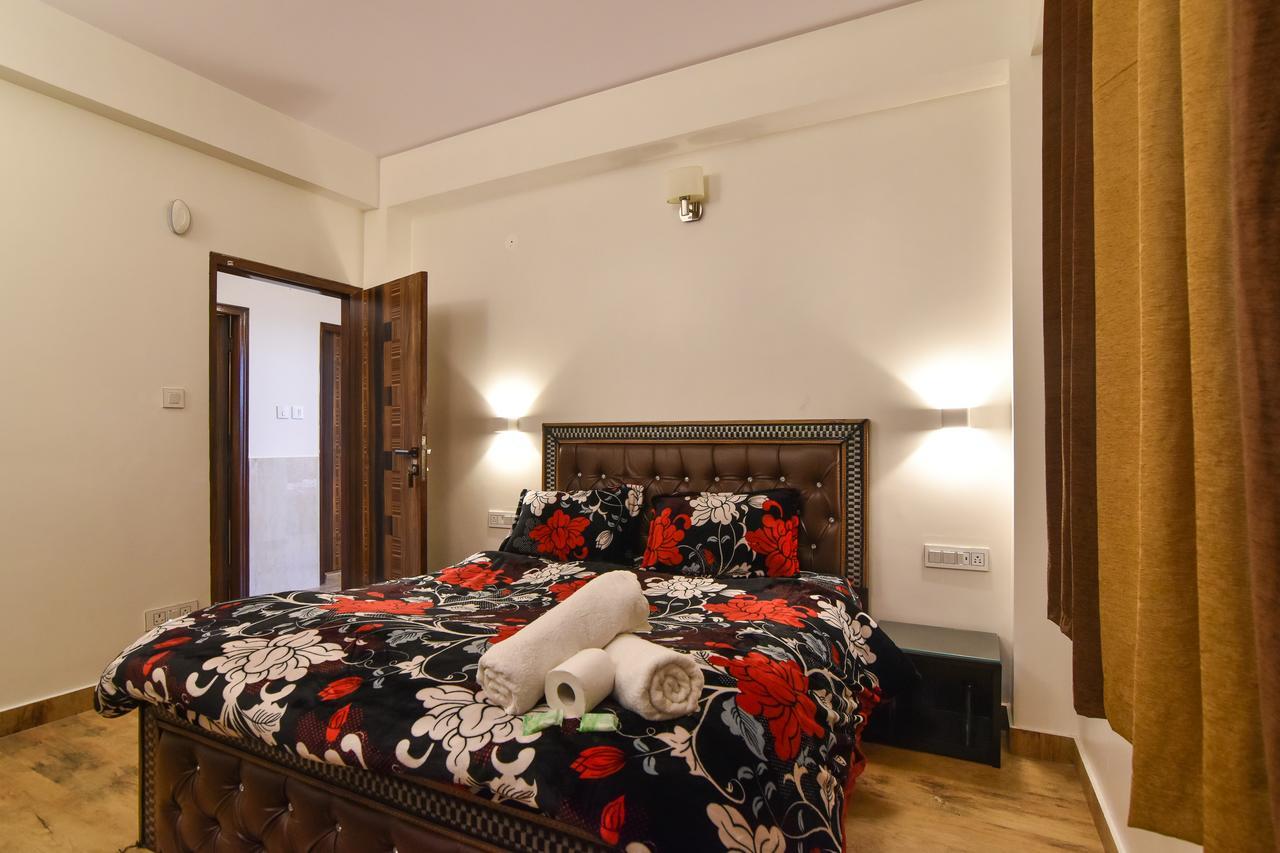 Dhanlaxmi Apartments Шимла Экстерьер фото